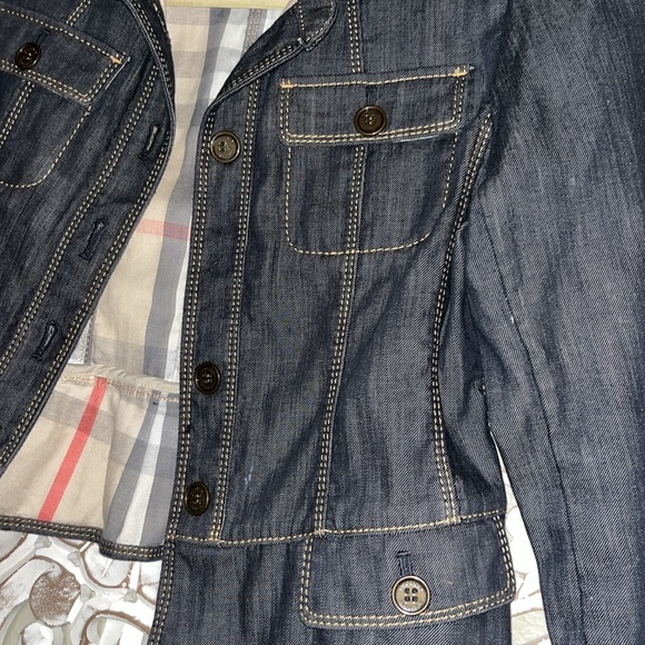 Burberry London Denim Nova Check Plaid Trim w Back Ruffle Button Up Jean Jacket - Picture 2 of 10